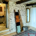 Chateau D'impasse Oda ve Kahvaltı Laferté-sur-Amance