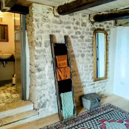 Chateau D'impasse Nocleg ze śniadaniem Laferté-sur-Amance