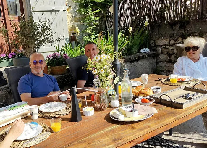 Chateau D'impasse Frühstückspension Laferté-sur-Amance